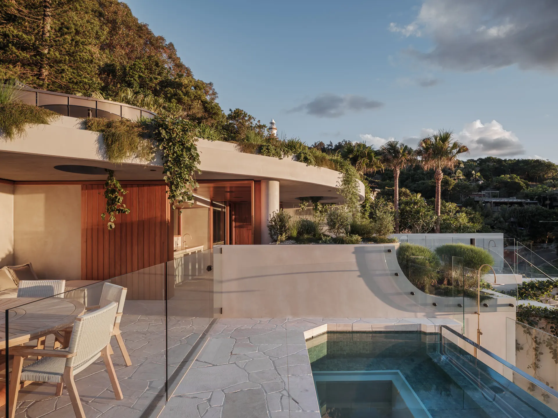 North lighthouse feature