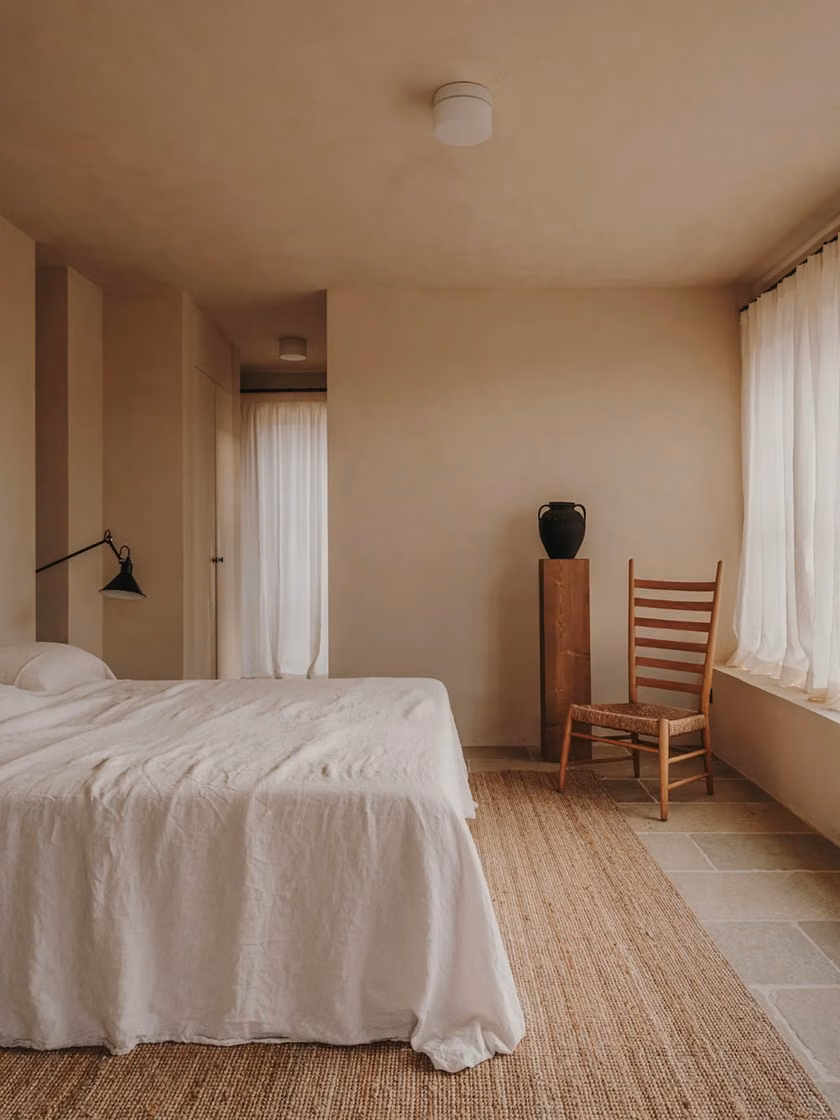 nina-maya-residences-villa-rosata-bedroom-white-linen Villa Rosata, Carovigno, Puglia Marie Schyberg