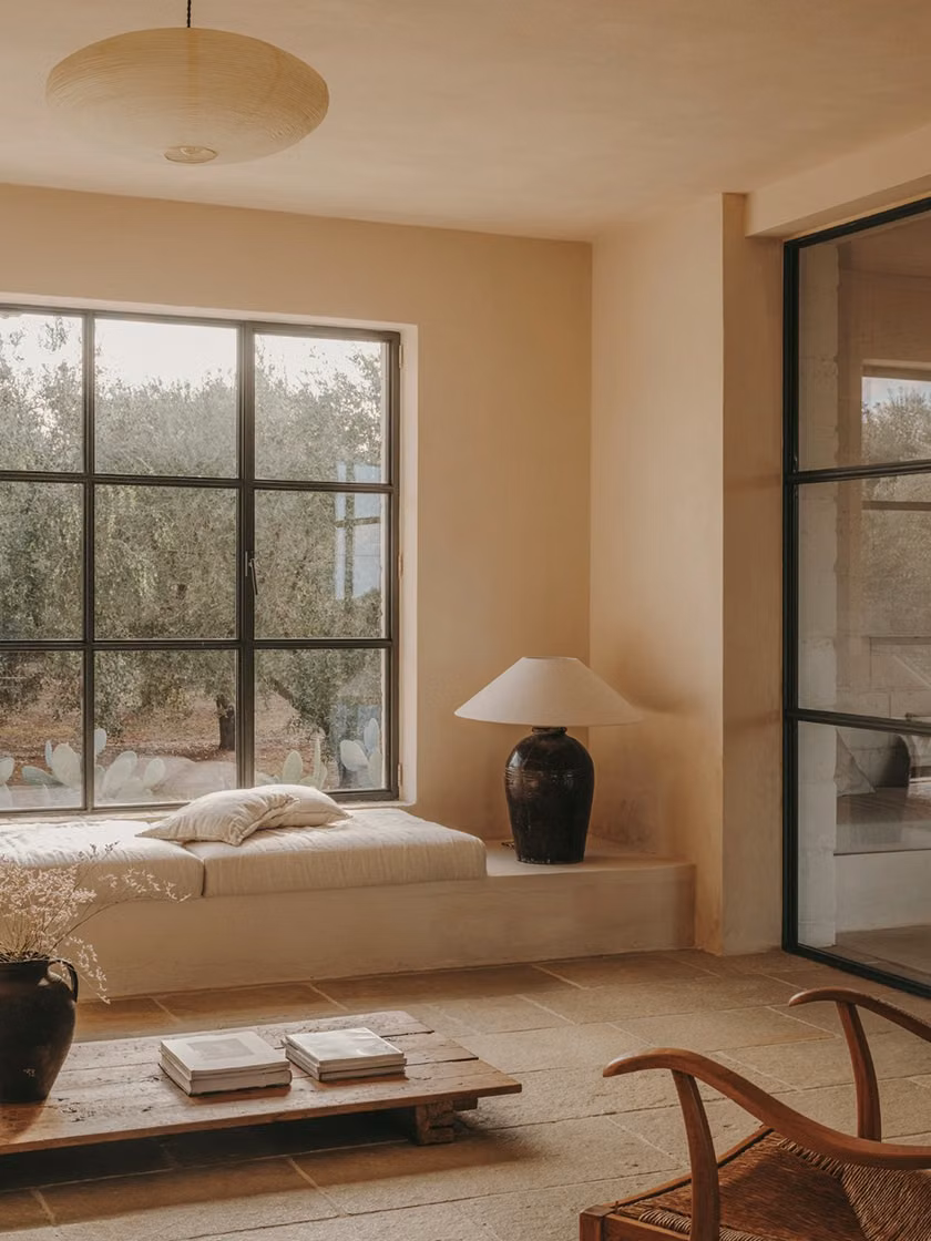 nina-maya-residences-villa-rosata-living-room-window-seat-portrait Villa Rosata, Carovigno, Puglia Marie Schyberg